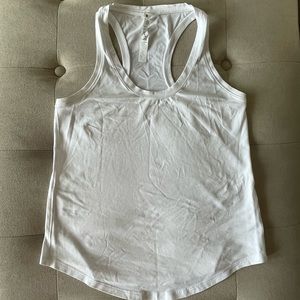 BARELY WORN Lulu lemon workout tank
